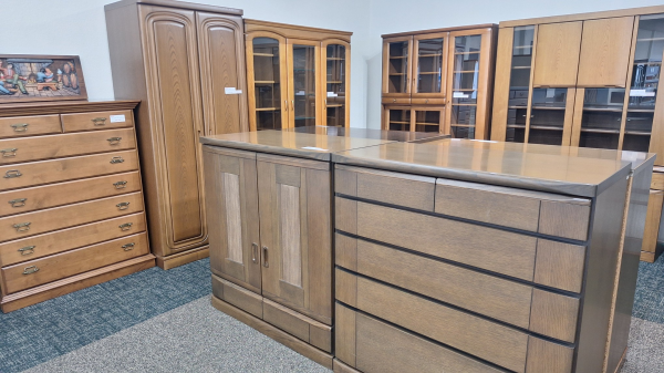 タンス・食器棚・飾り棚